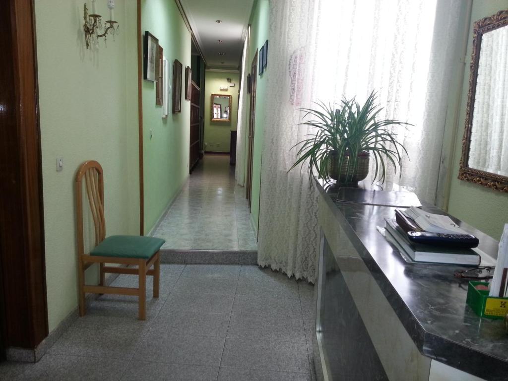 Hostal Olga Madrid Exterior foto