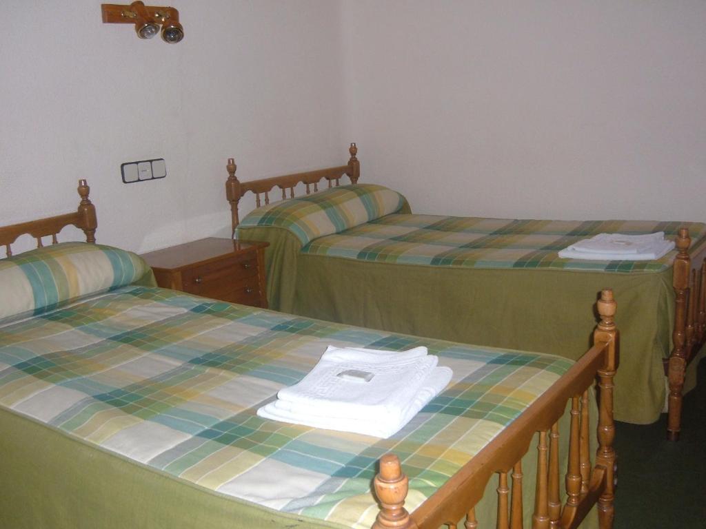 Hostal Olga Madrid Habitación foto