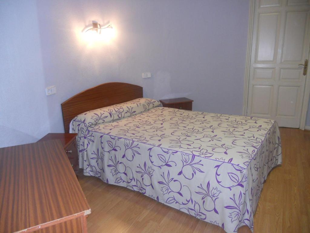 Hostal Olga Madrid Habitación foto